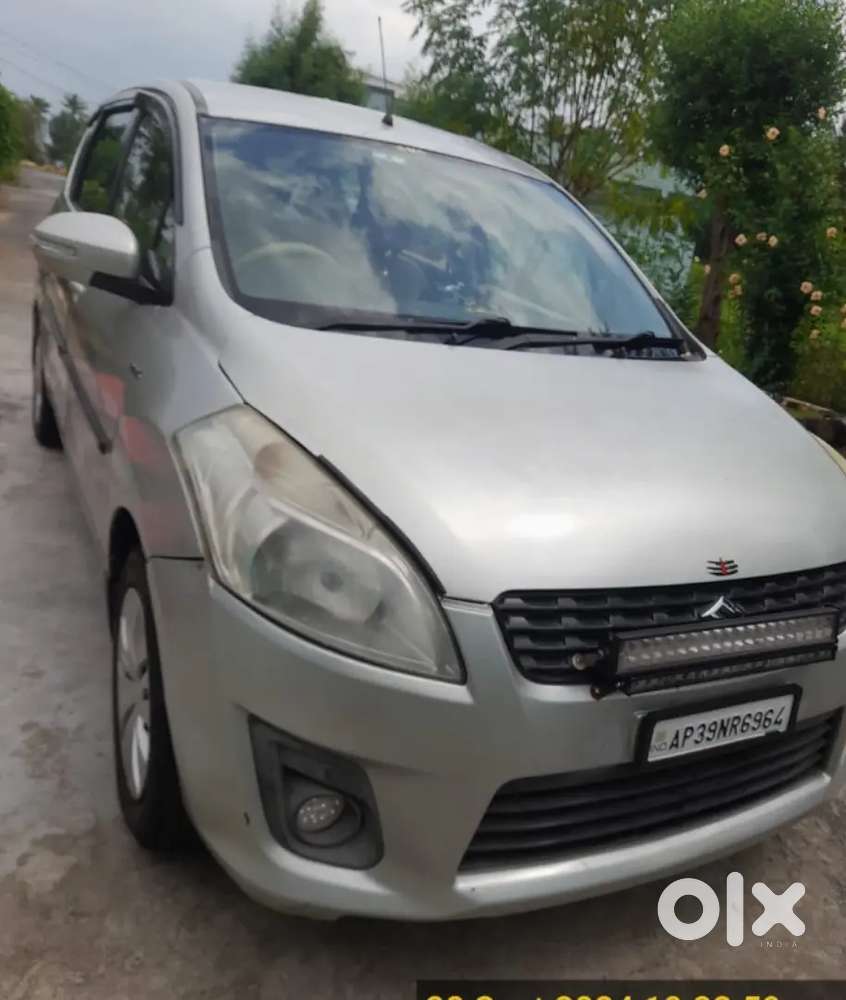 Maruti Suzuki Ertiga 2013 Diesel 165555 Km Driven