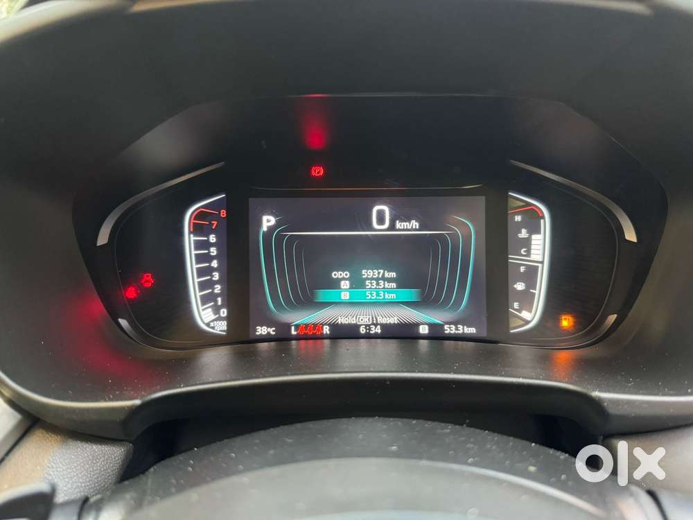 Toyota Urban Cruiser Hyryder, 2025, Petrol