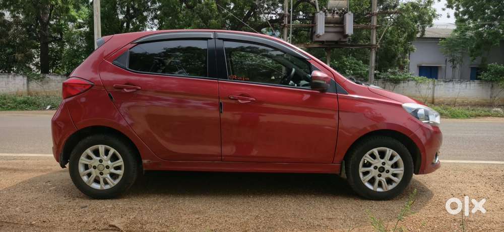 Tata Tiago 1.2 Revotron Xz, 2017, Petrol