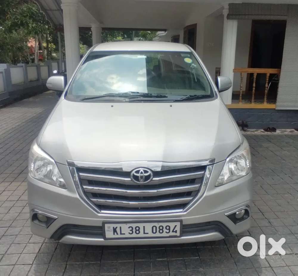 Toyota Innova 2014 Diesel Well Maintained