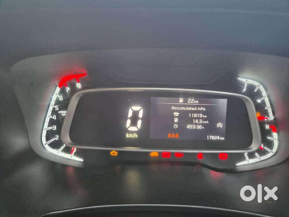 Kia Sonet 2024 Petrol Well Maintained