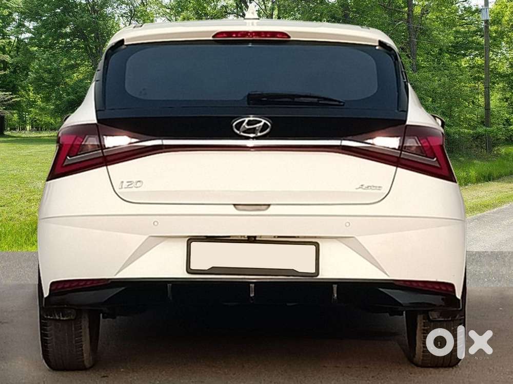 Hyundai I20 Asta (o) 1.2 Ivt, 2023, Petrol