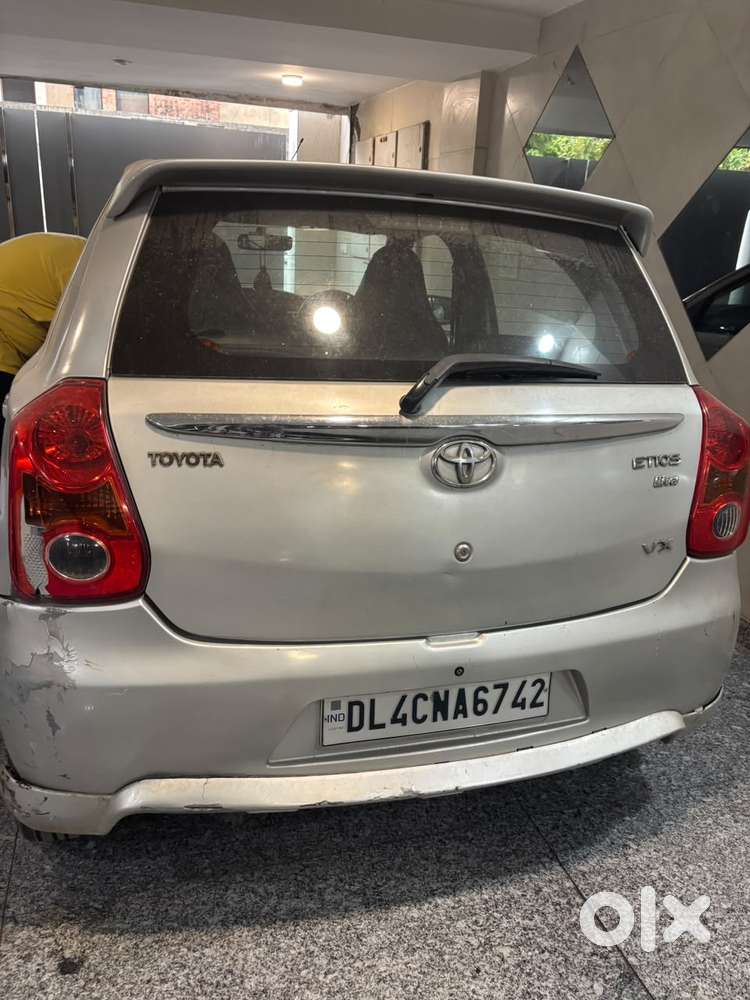 Toyota Etios Liva 1.2 Vx, 2012, Petrol