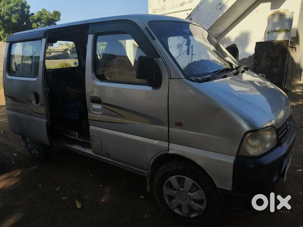 Maruti Suzuki Eeco 5 2012