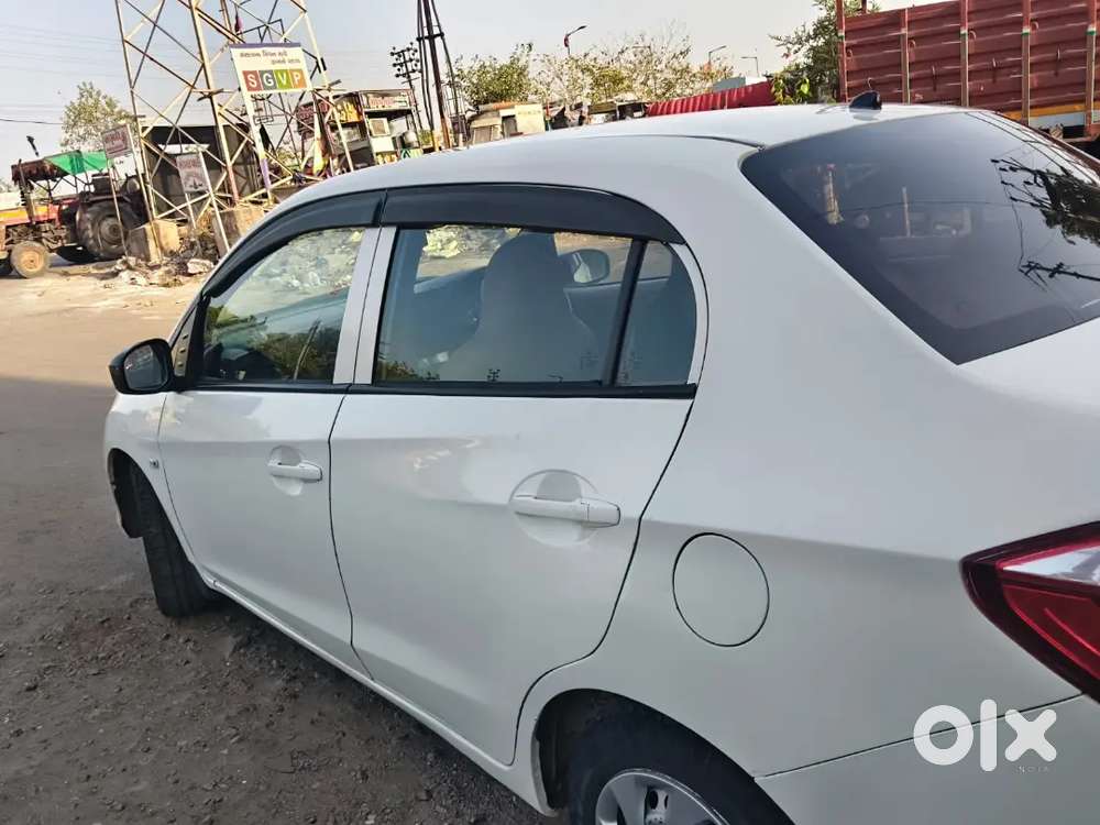 Honda Amaze 2nd Gen 2017 Cng & Hybrids 100000 Km Driven