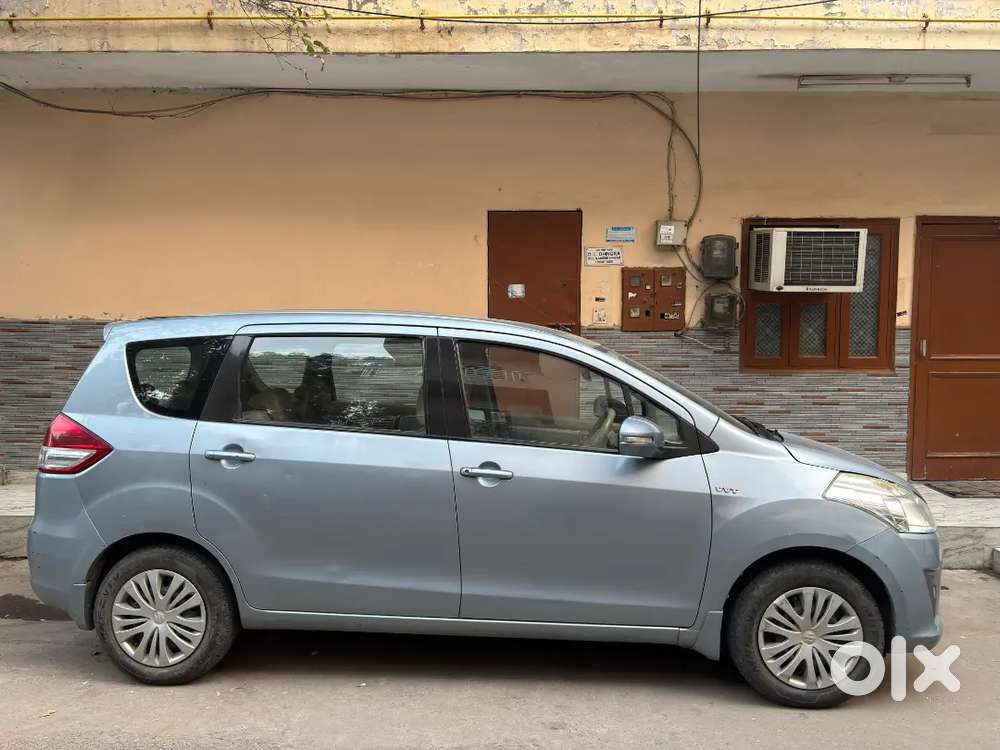 Maruti Suzuki Ertiga Vxi 2013