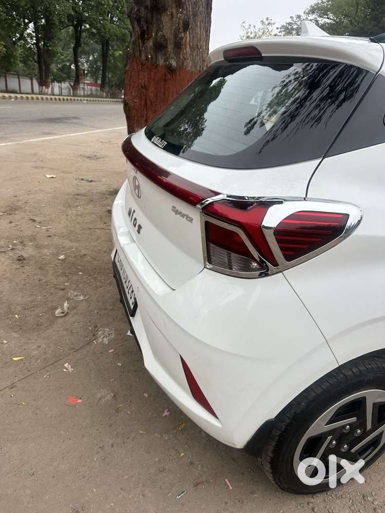 Hyundai Grand I10 Nios Sportz Petrol, 2023, Cng & Hybrids