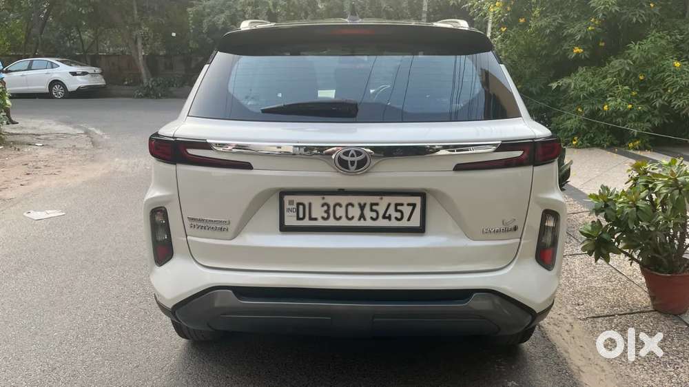 Toyota Urban Cruiser Hyryder 1.5 V Hybrid, 2023, Petrol