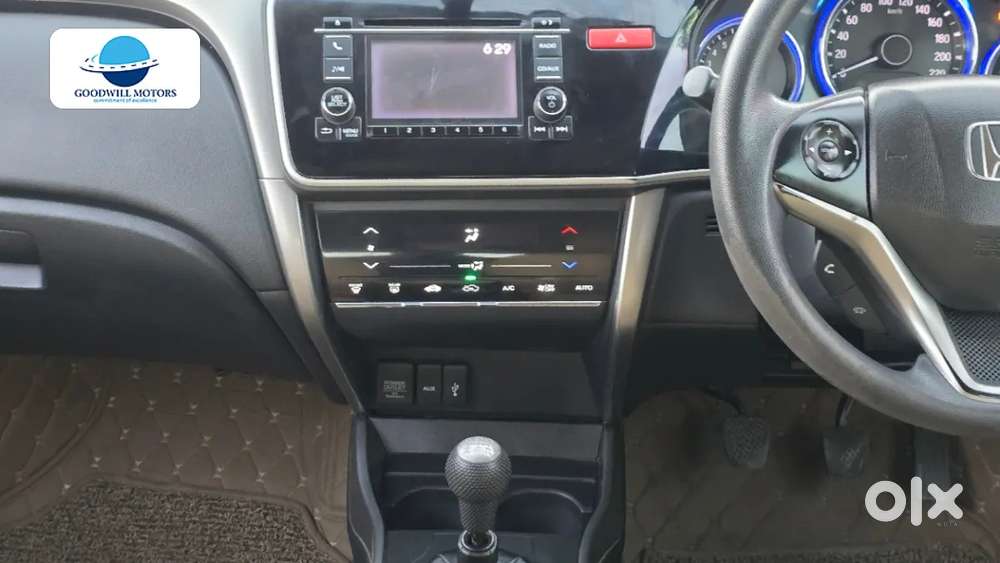 Honda City 1.5 V Mt, 2015, Petrol