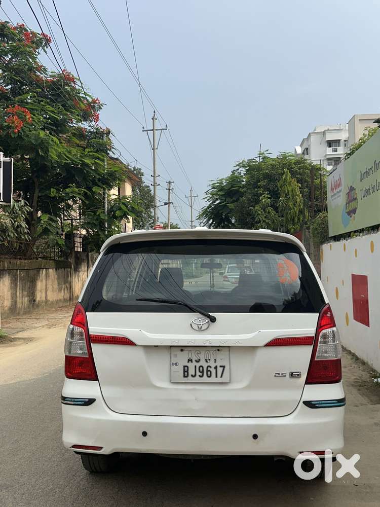 Toyota Innova 2.5 G (diesel) 8 Seater, 2014, Diesel