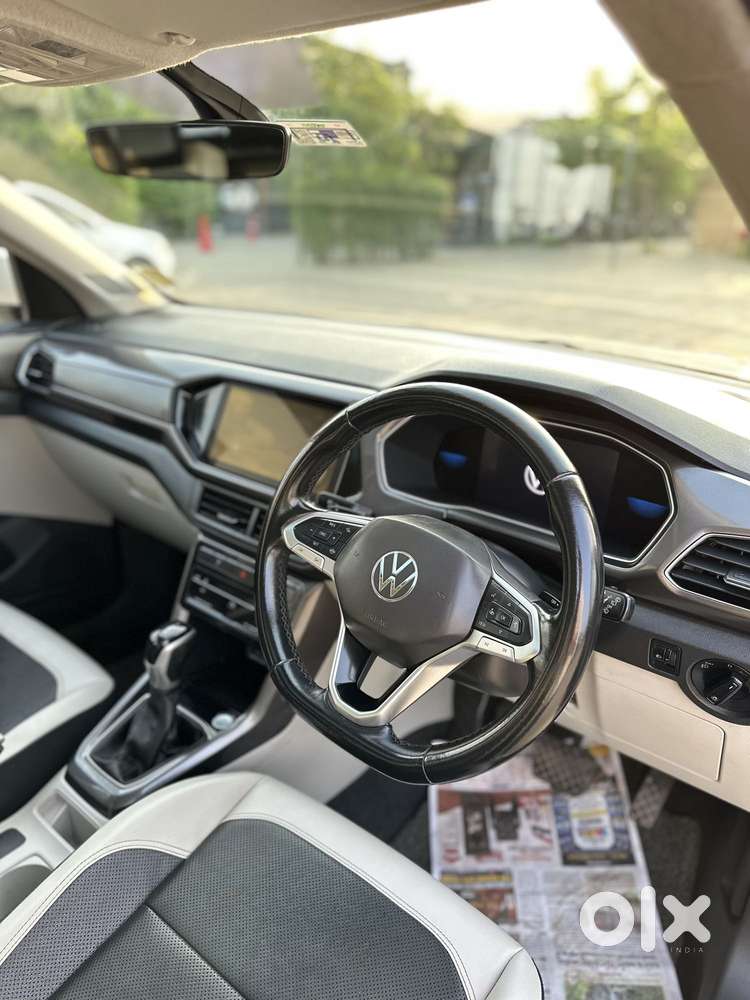 Volkswagen Taigun 1.0 Tsi Topline At, 2022, Petrol