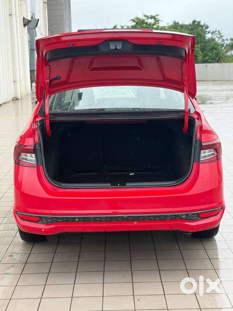 Skoda Slavia 1.0 Tsi Style At, 2024, Petrol