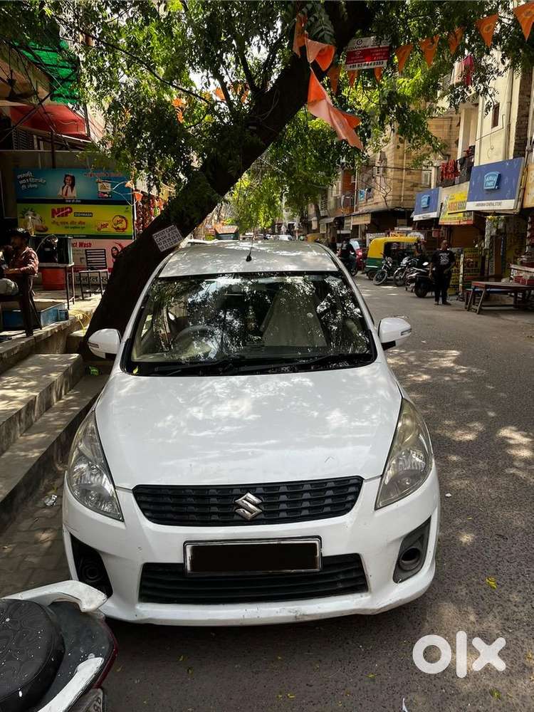 Maruti Suzuki Ertiga Zxi 2014 Cng & Hybrids