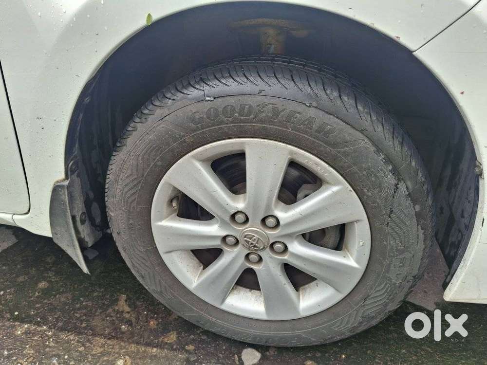 Toyota Corolla Altis G At, 2015, Petrol