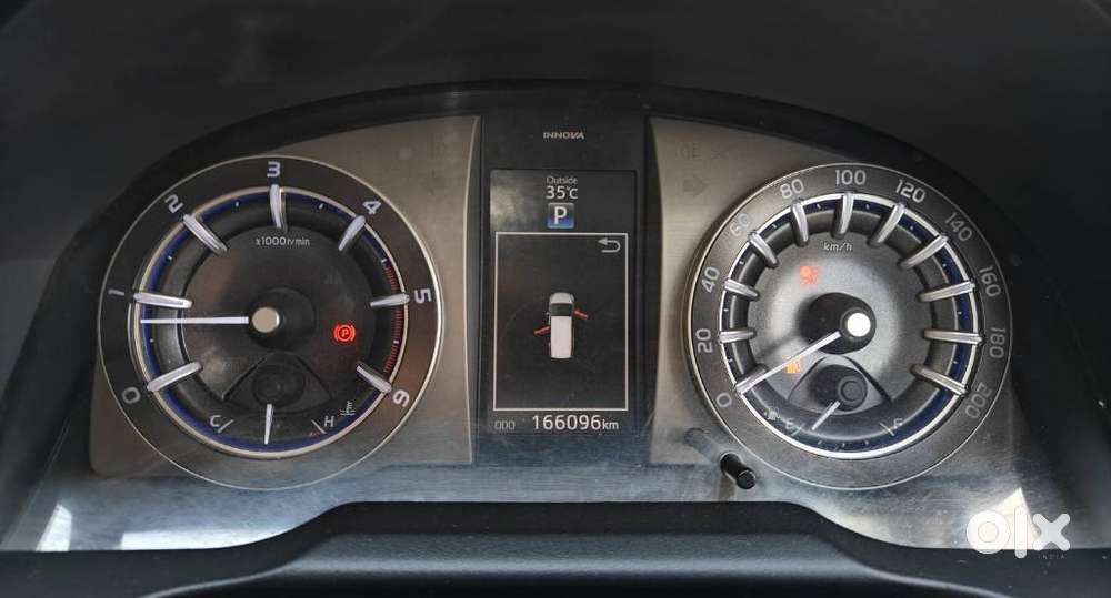 Toyota Innova Crysta 2.8z Automatic, 2017, Diesel