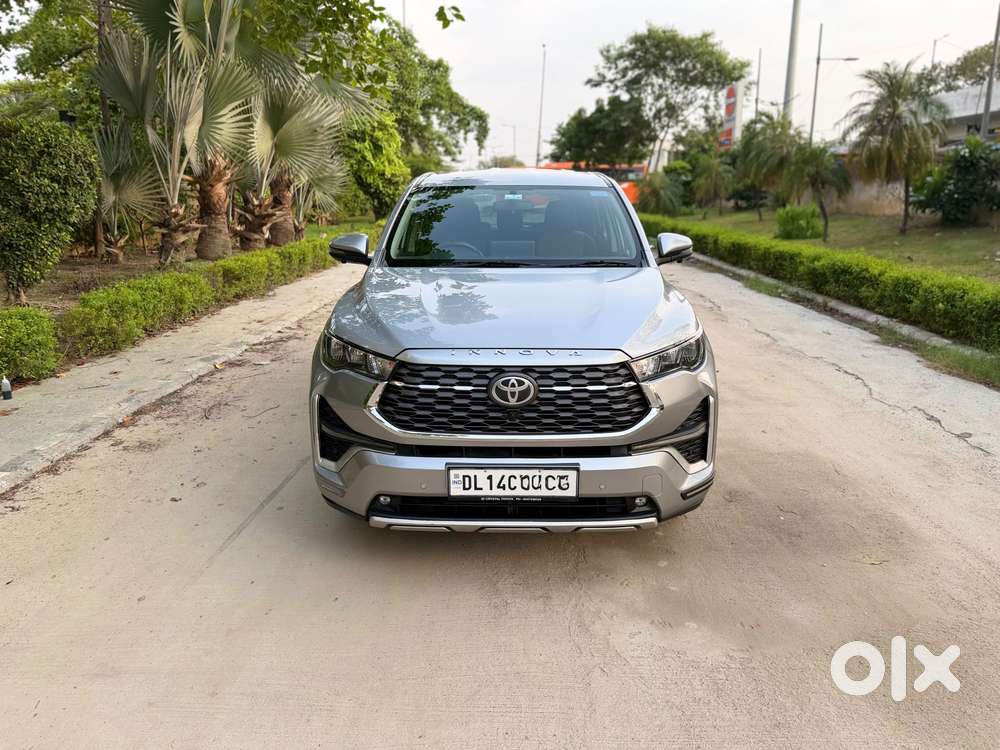 Toyota Innova Hycross Gx (o), 2025, Petrol