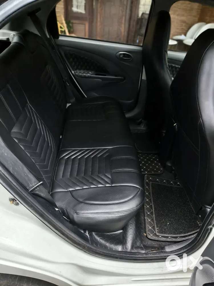 Toyota Etios Liva 2013