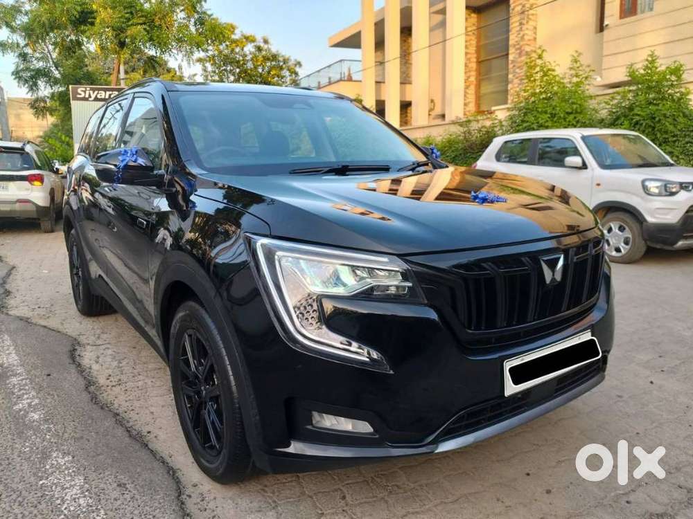 Mahindra Xuv700 2.2 Ax 7 Diesel At Str, 2025, Diesel