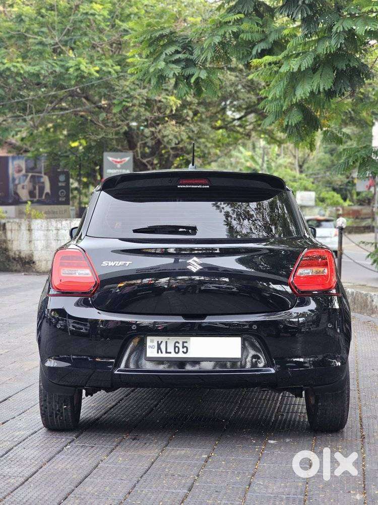 Maruti Suzuki Swift Zxi Plus, 2023, Petrol