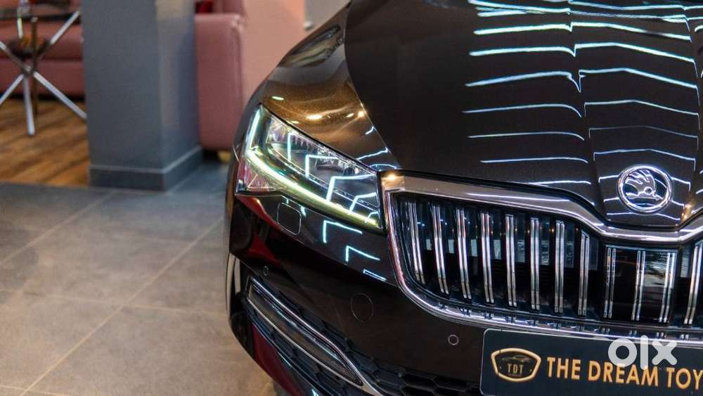 Skoda Superb 2.0 L&k Tsi At, 2021, Petrol