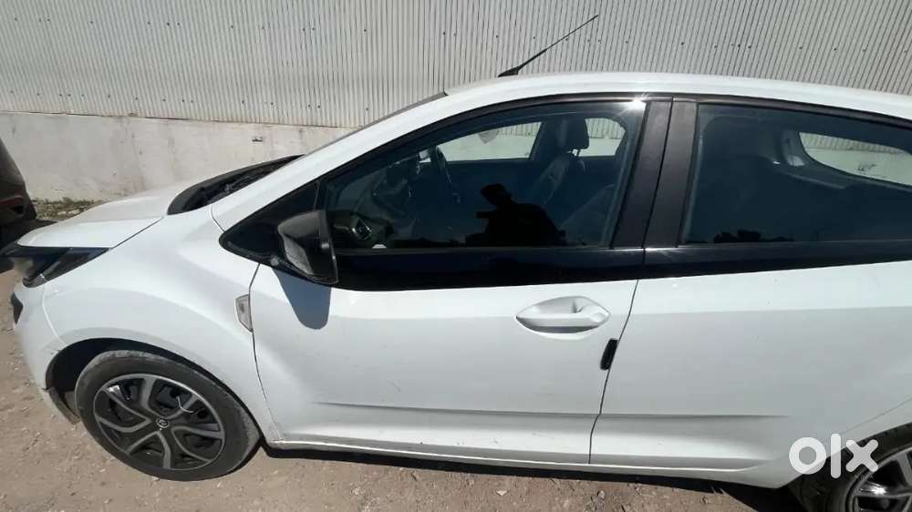 Tata Altroz 1.2 Xm Plus 2022