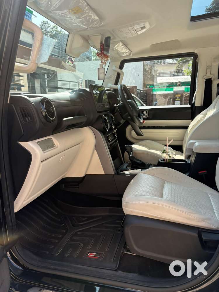 Mahindra Thar Roxx Ax7l Rwd At, 2025, Petrol