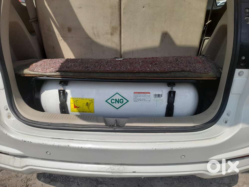 Toyota Rumion S Cng, 2024, Petrol