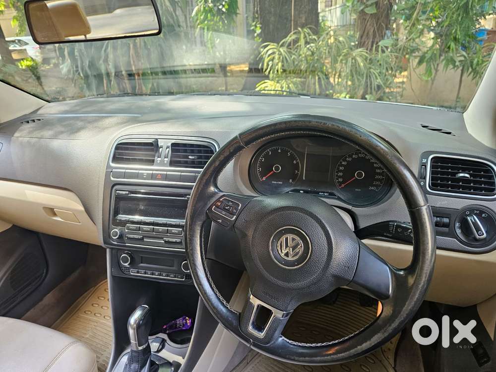 Volkswagen Vento 1.5 Highline Plus At 16 Alloy, 2012, Petrol