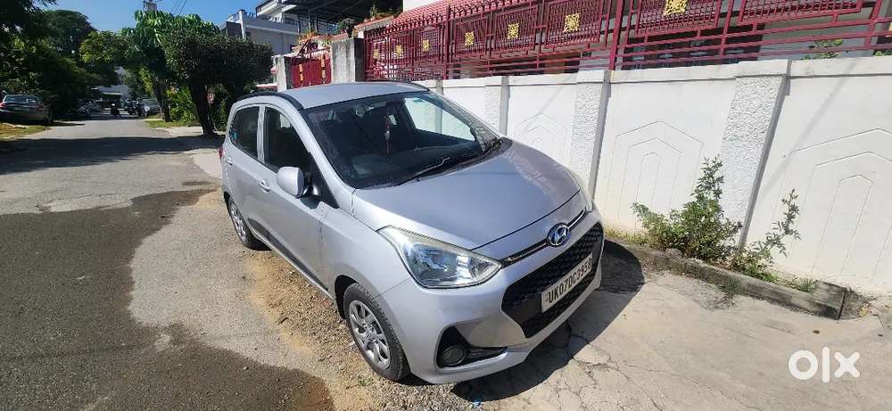 Hyundai Grand I10 Sportz 2017 Single Owner Good Condition