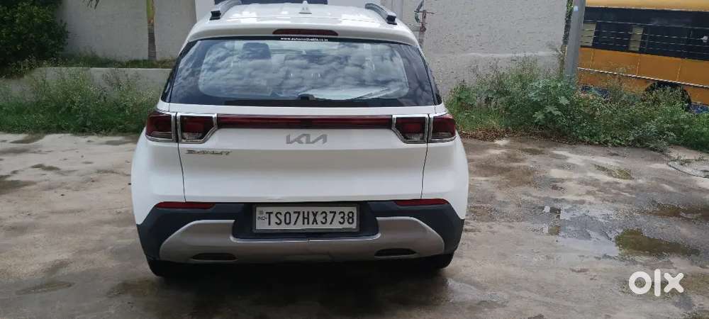 Kia Sonet 2021 Petrol 30000km Driven