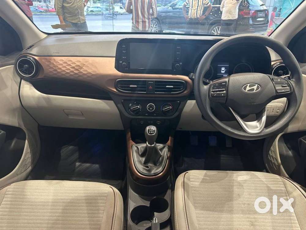 Hyundai Aura Sx 1.2 Cng, 2024, Petrol