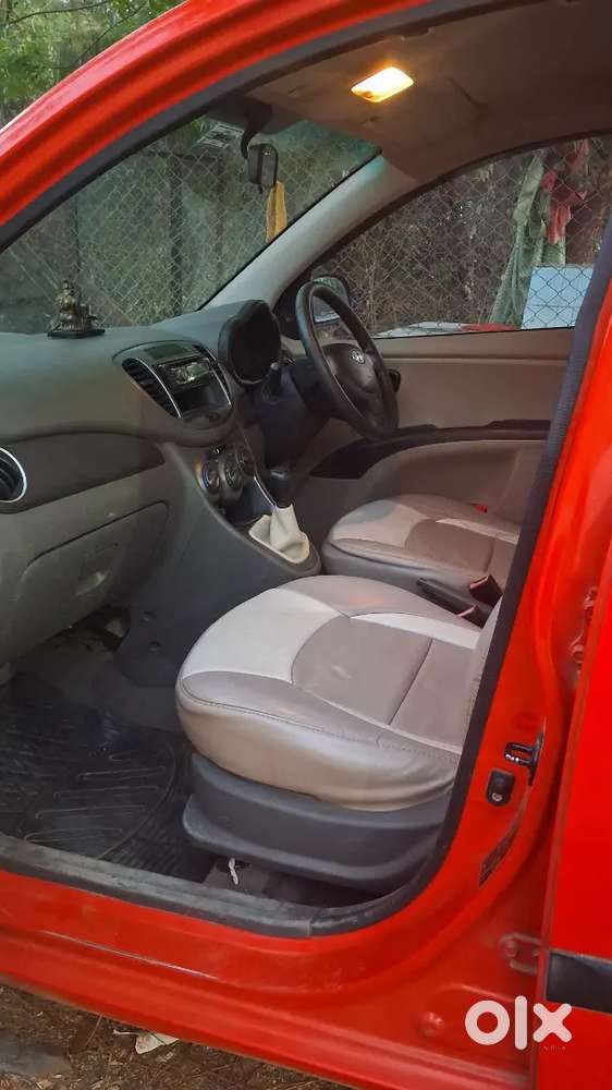 Hyundai I10_2010 Model_petrol_ Insurance/rc/puc Valid_repassing Done