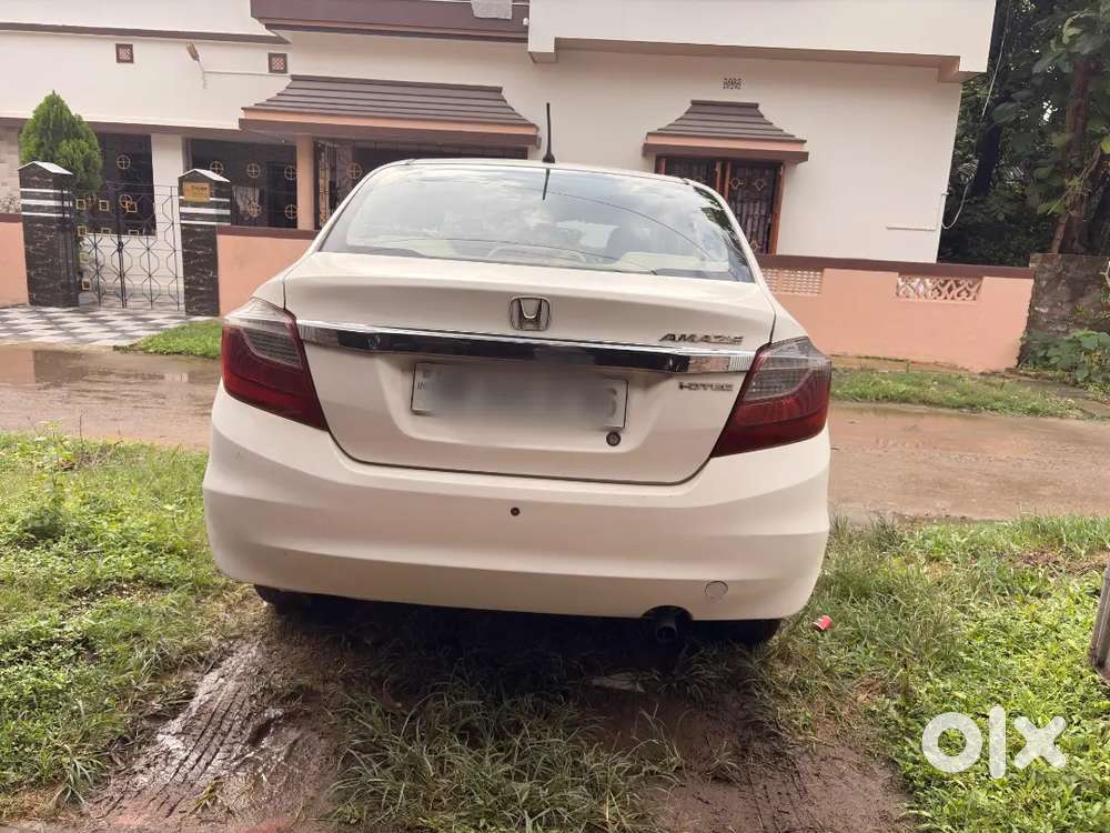  For Sale – Maruti Suzuki Swift Dzire (2015 Model)

A Well-maintaine