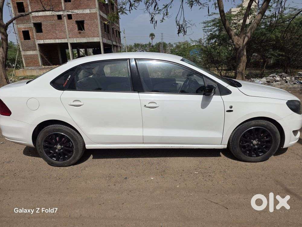 Skoda Rapid 2013-2016 1.5 Tdi At Elegance, 2015, Diesel