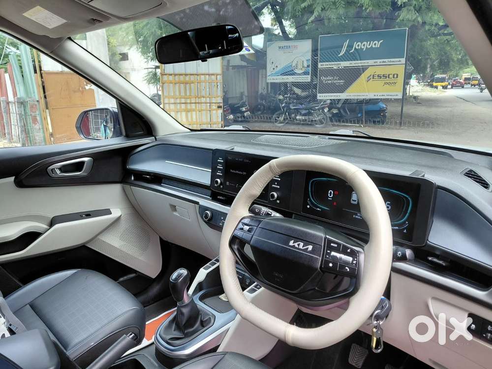 Kia Carens Petrol Hte Option Model 7seater