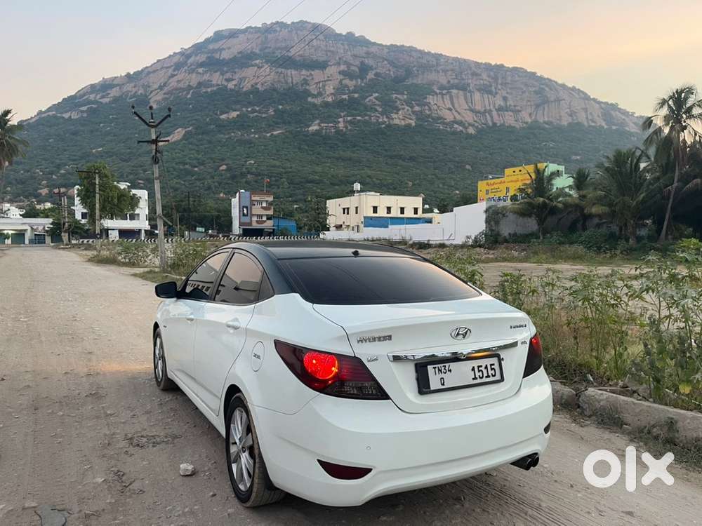 Hyundai Fluidic Verna 2013