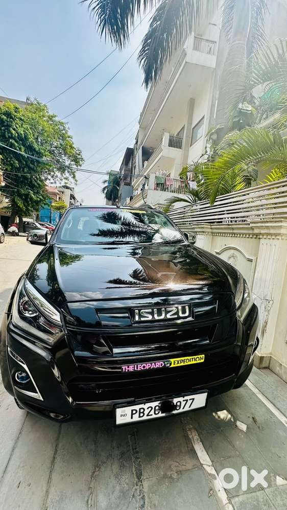 Isuzu V-cross Diesel 2016