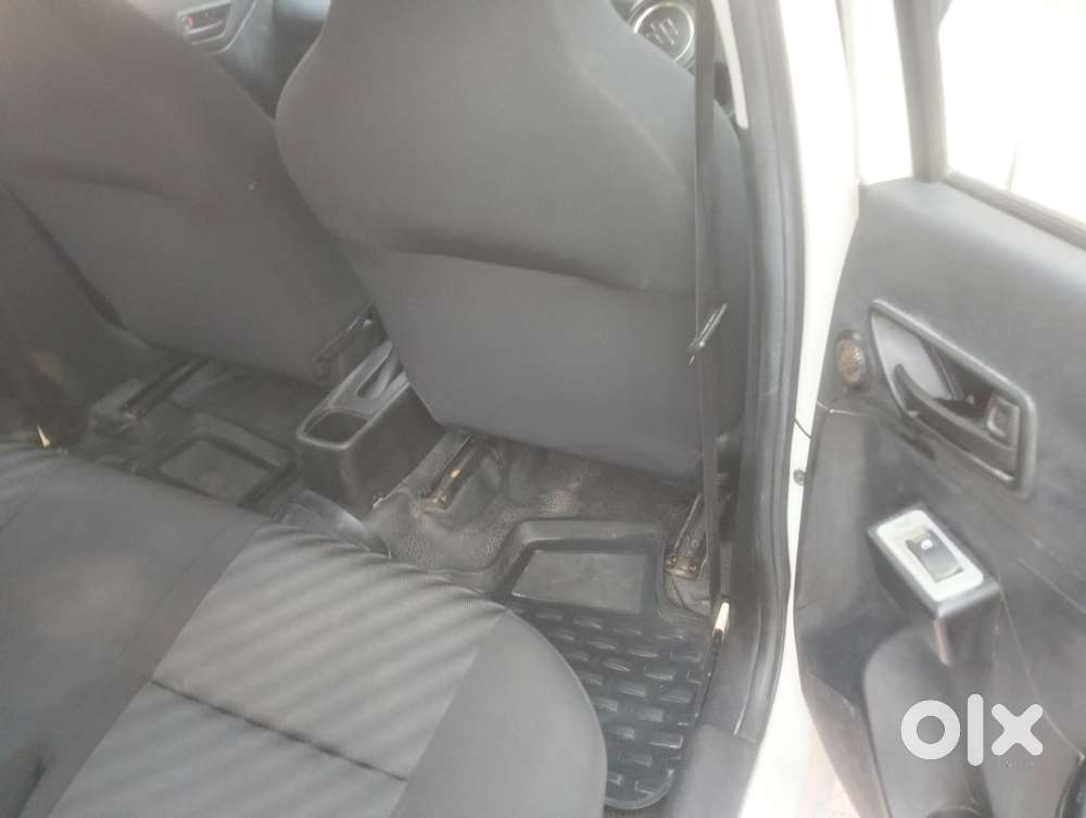 Maruti Suzuki Swift Lxi 2018, 2020, Petrol