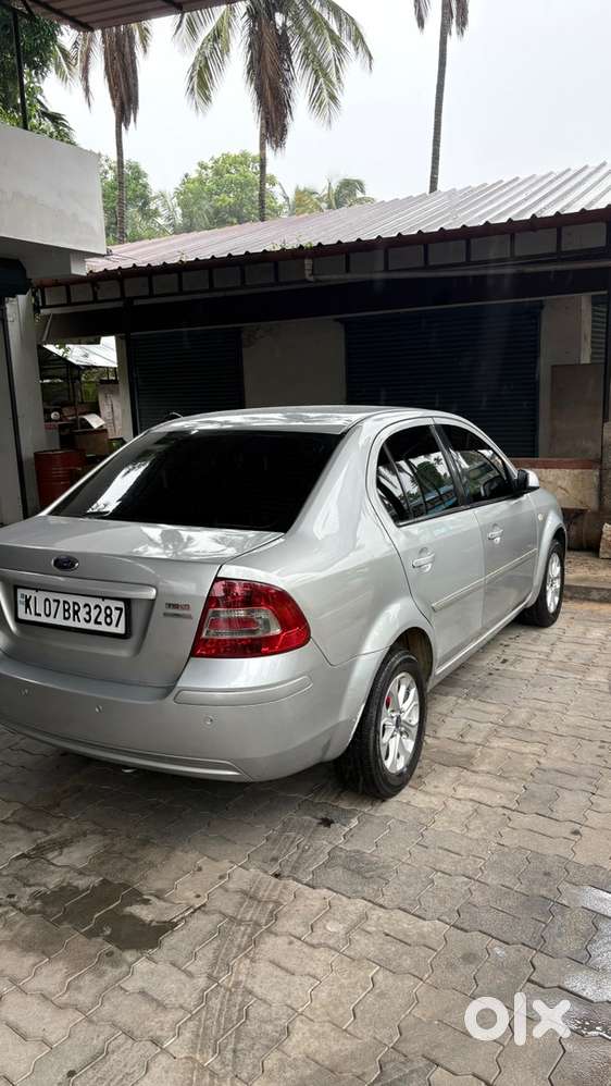 Ford Fiesta 2011