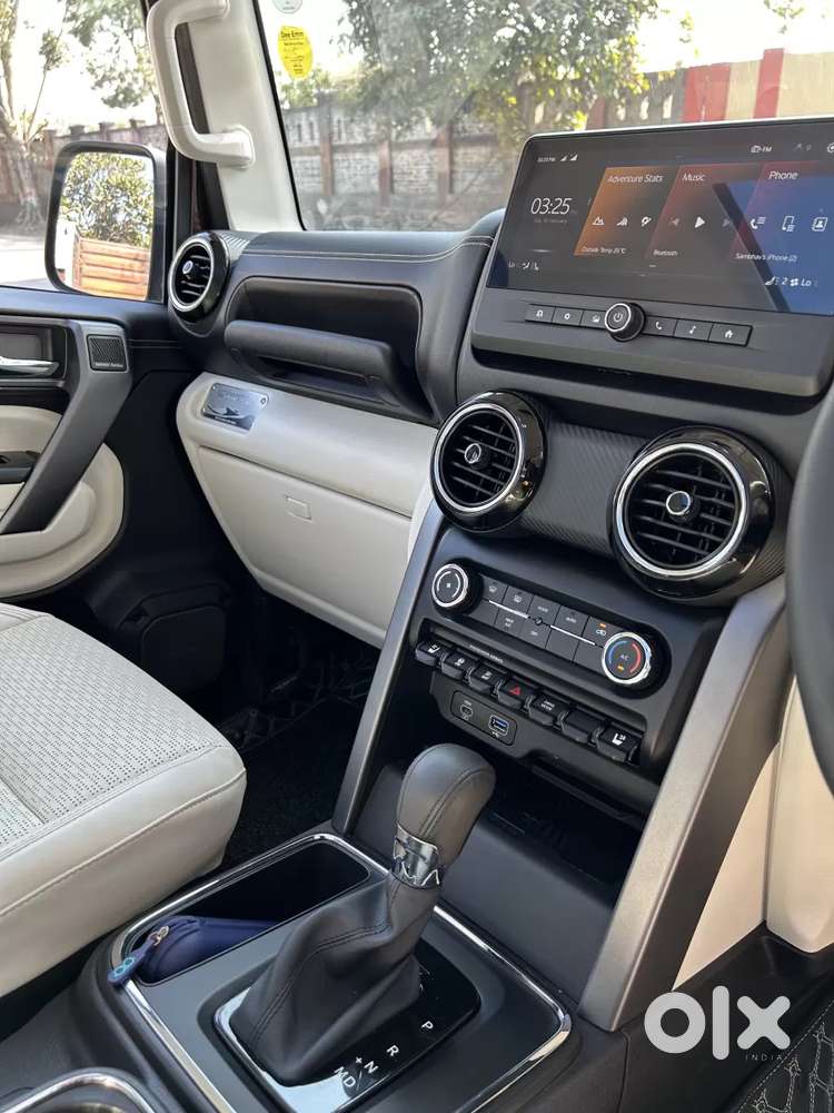 Mahindra Thar Roxx, 2025, Petrol