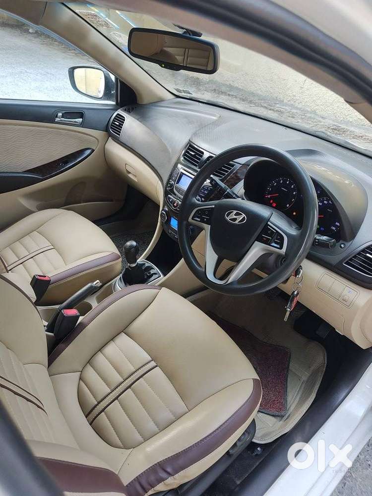 Hyundai Verna 1.6 Ex Vtvt, 2013, Petrol