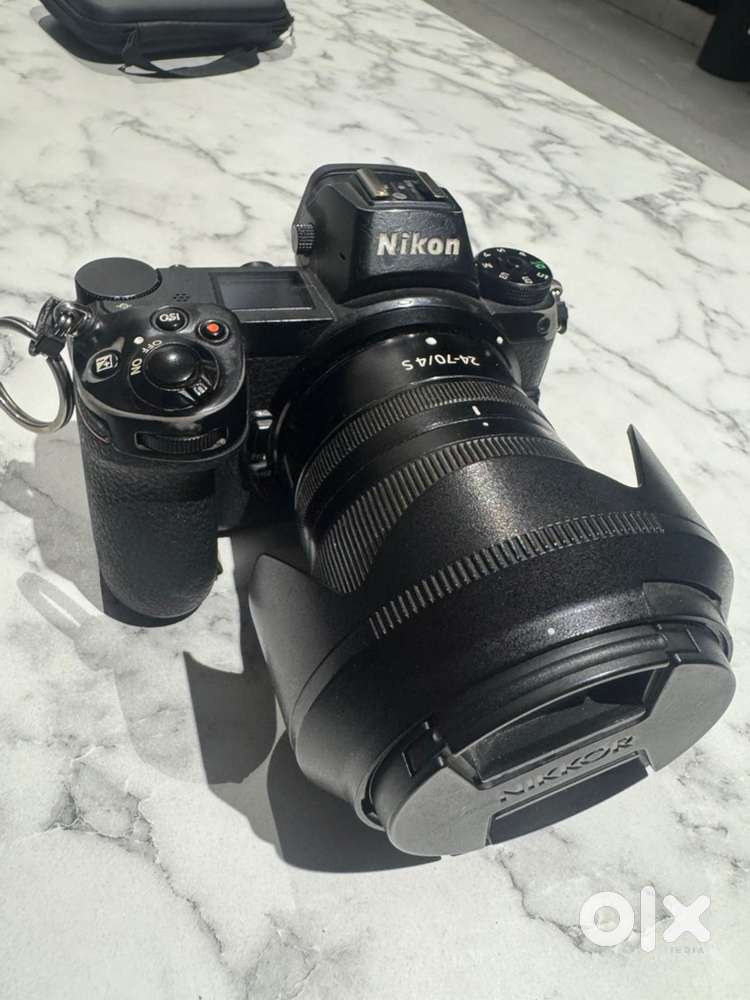 Nikon z6 with 24-70mm, 85mm (Nikon), 35mm (Viltrox) in good condition