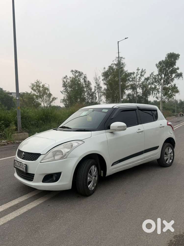 Maruti Suzuki Swift Vxi + Manual, 2013, Cng & Hybrids