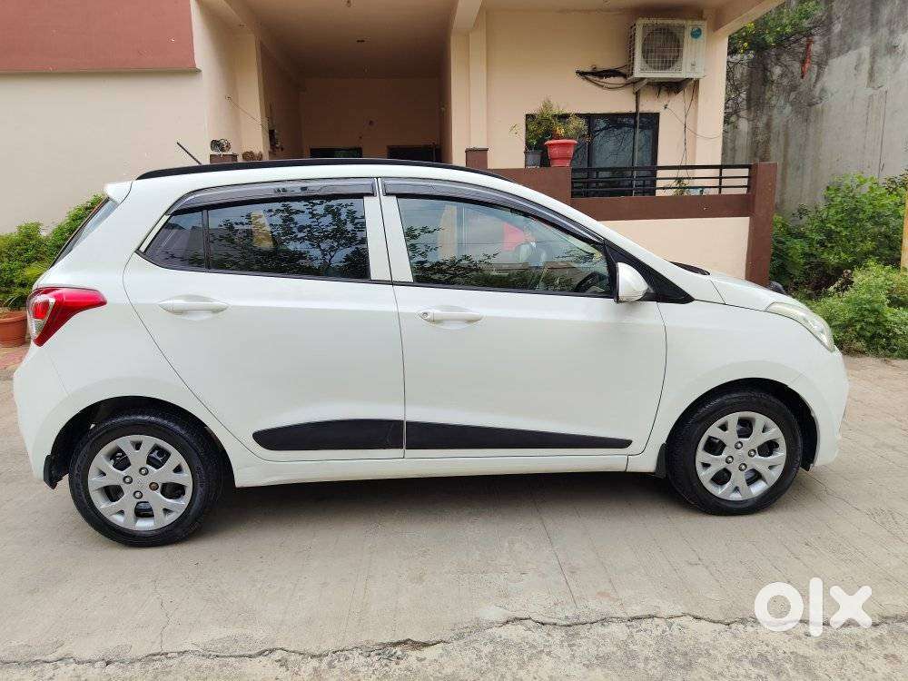 Hyundai Grand I10 Sportz Celebration Edition, 2017, Petrol