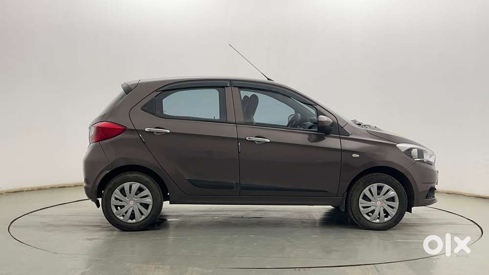 Tata Tiago 1.2 Revotron Xt, 2017, Petrol