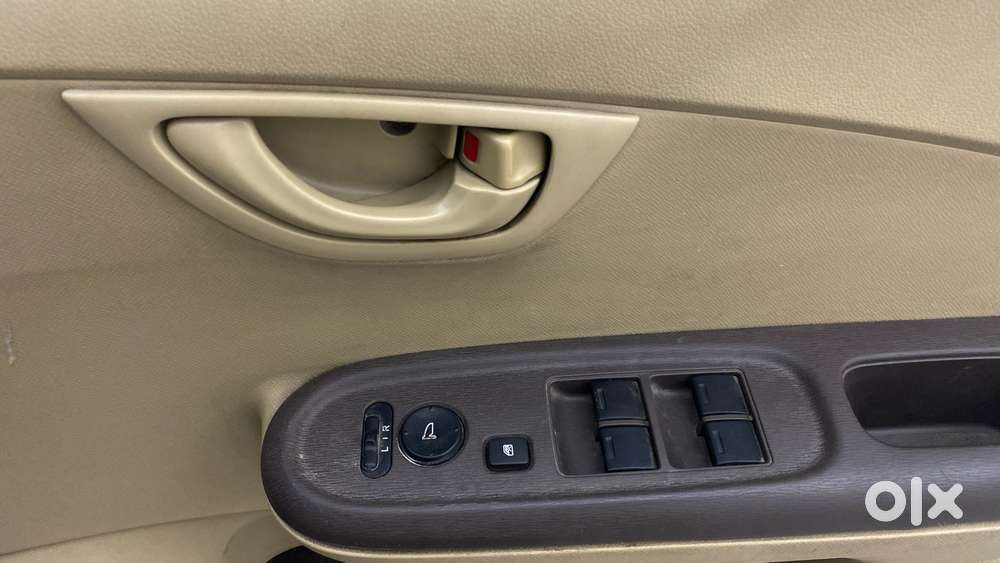 Honda Brio S Mt, 2013, Petrol