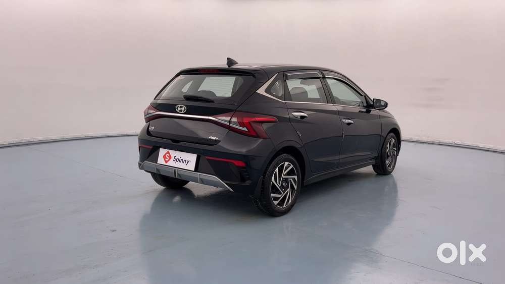 Hyundai I20 Asta (o) 1.2 Mt, 2023, Petrol