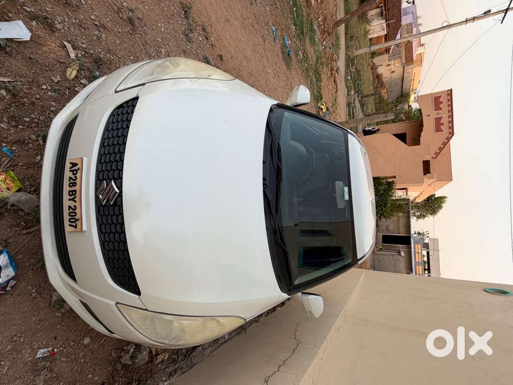 Maruti Suzuki Swift 2014 Petrol 76000 Km Driven