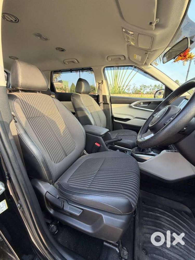 Kia Carens 1.5 Prestige 7 Str, 2025, Petrol