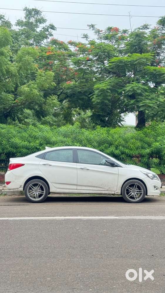 Hyundai Fluidic Verna Diesel 2016